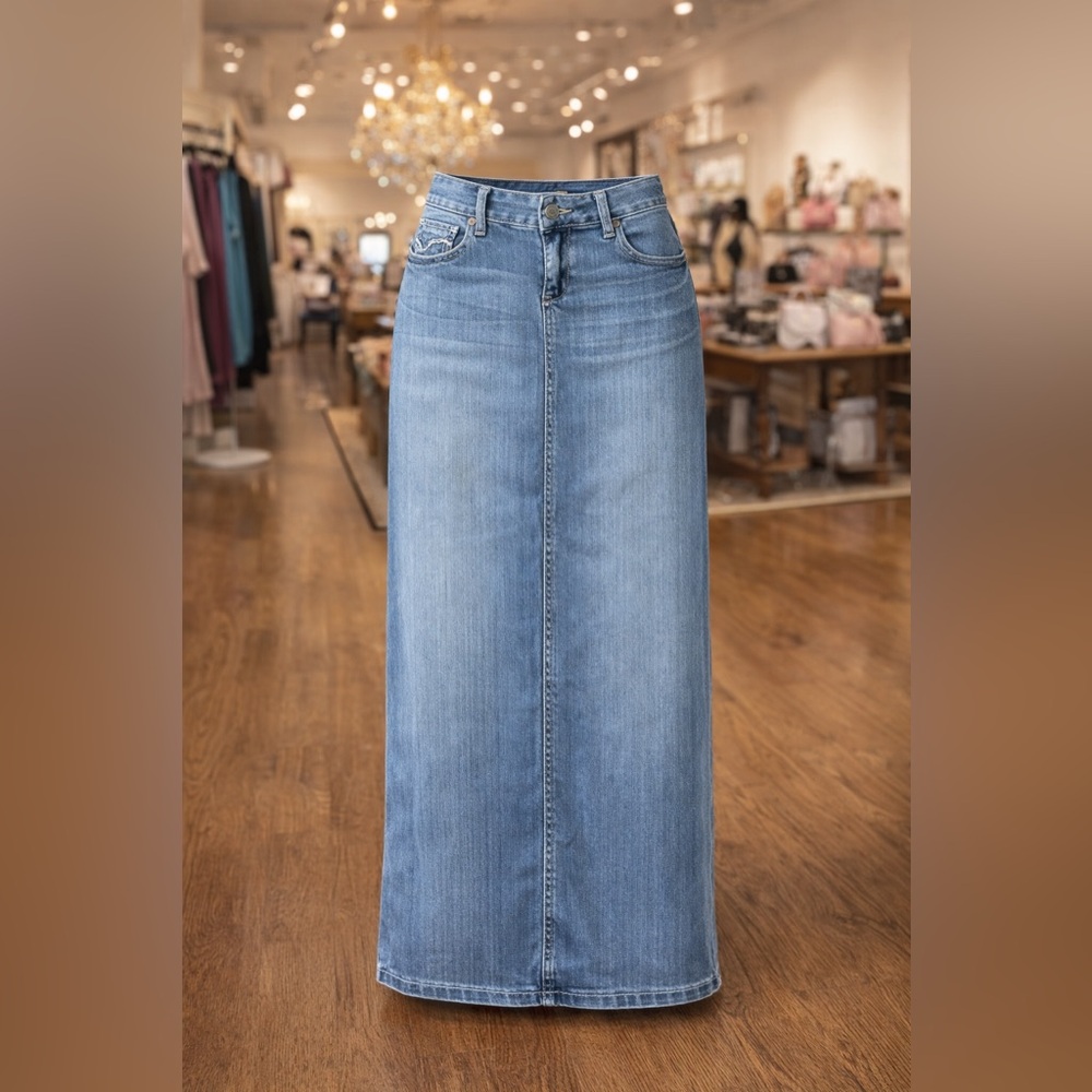 Maurices Light Blue Denim A-Line Skirt